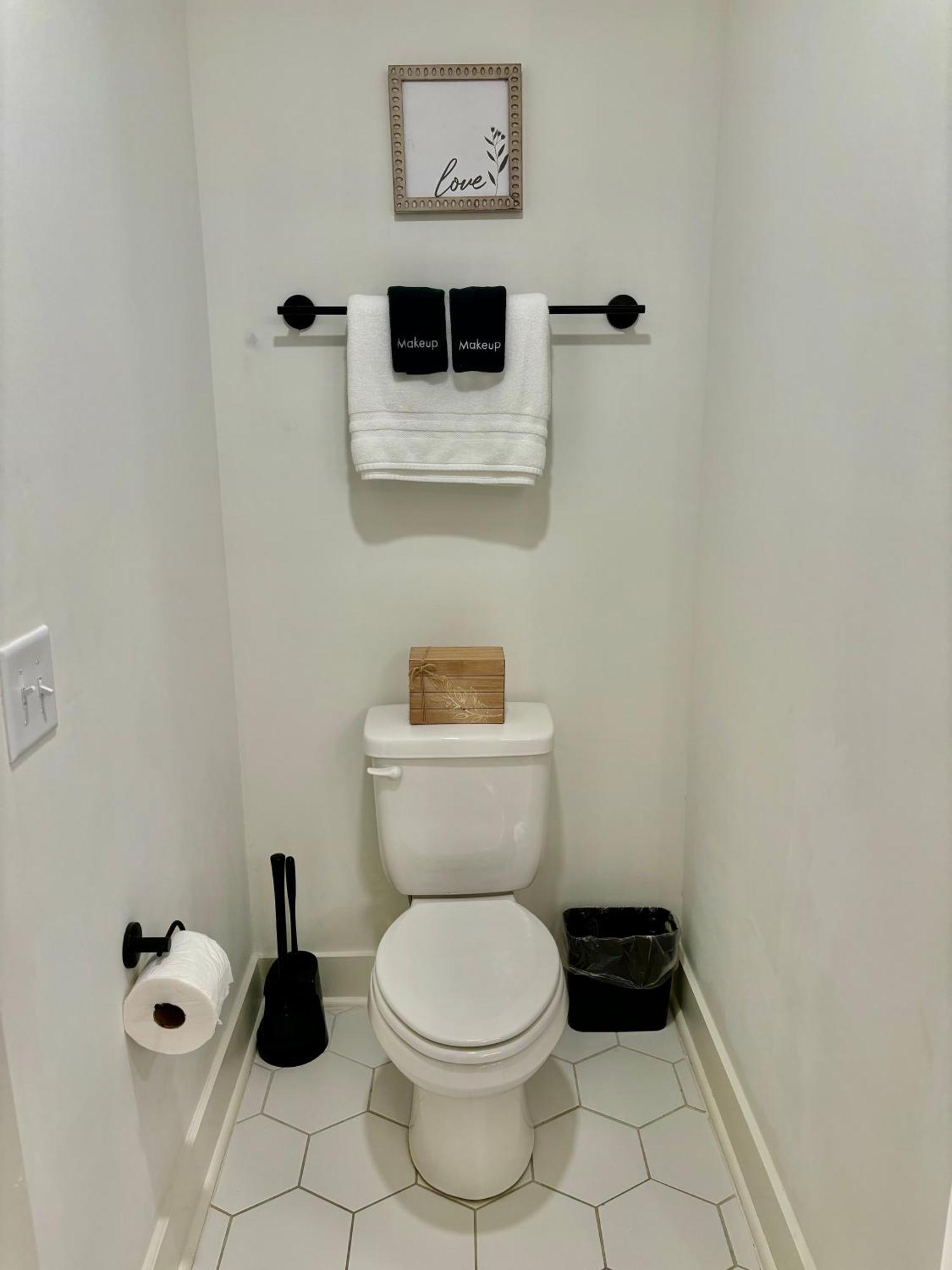 Closetobroadwayairportoprymillsgameroom12 Holiday home *