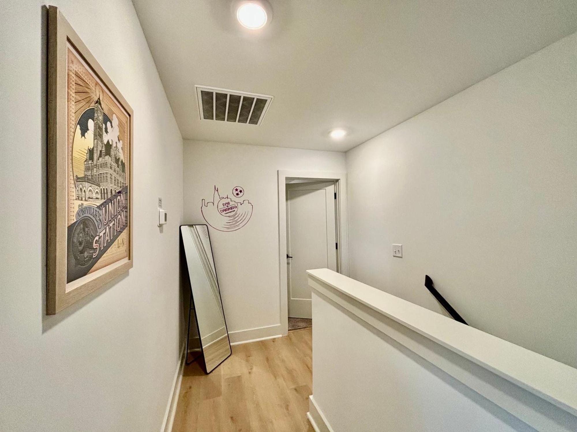 Holiday home Closetobroadwayairportoprymillsgameroom12 *